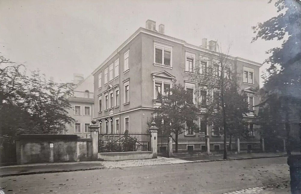 Augsburger Straße 9 / Paul-Gerhardt-Straße Dresden Augsburger Straße 9 / Paul-Gerhardt-Straße Dresden